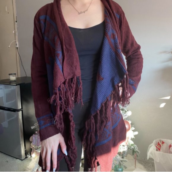 Cardigan - Picture 1 of 2